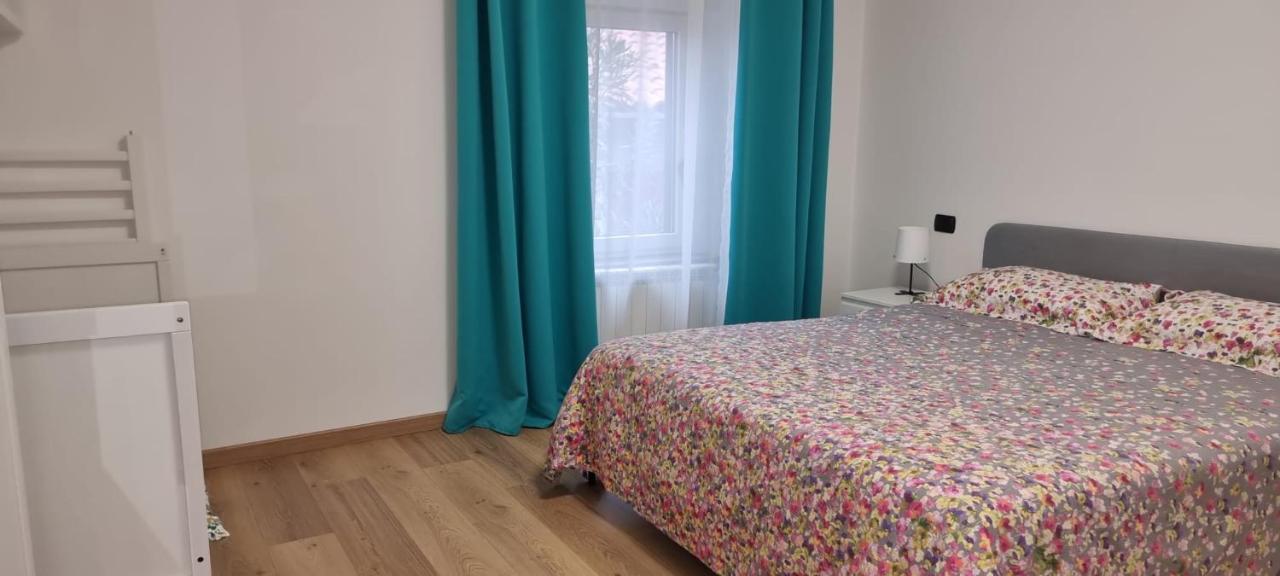 Casa Vacanza Con Piscina,Area Giochi Bambini. Santa Maria della Versa Extérieur photo