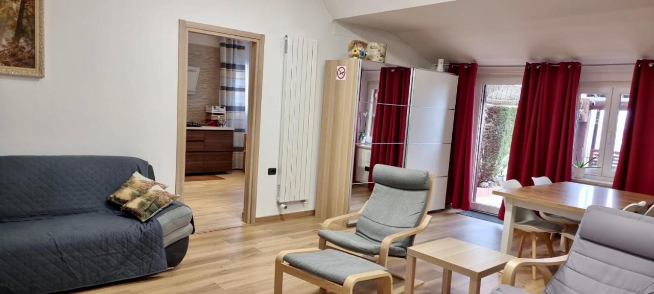 Casa Vacanza Con Piscina,Area Giochi Bambini. Santa Maria della Versa Extérieur photo